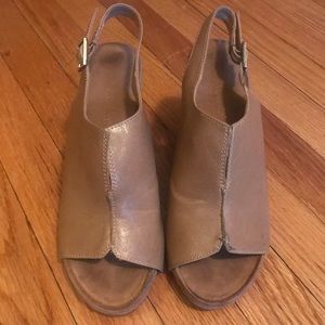 Tan leather wedges